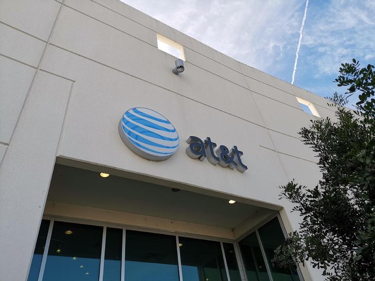 Sprint подает иск против AT & T по претензиям 5G