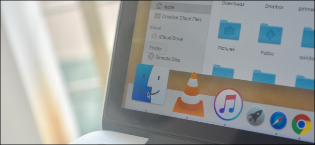 Значок Finder и приложение Finder отображаются на MacBook Pro