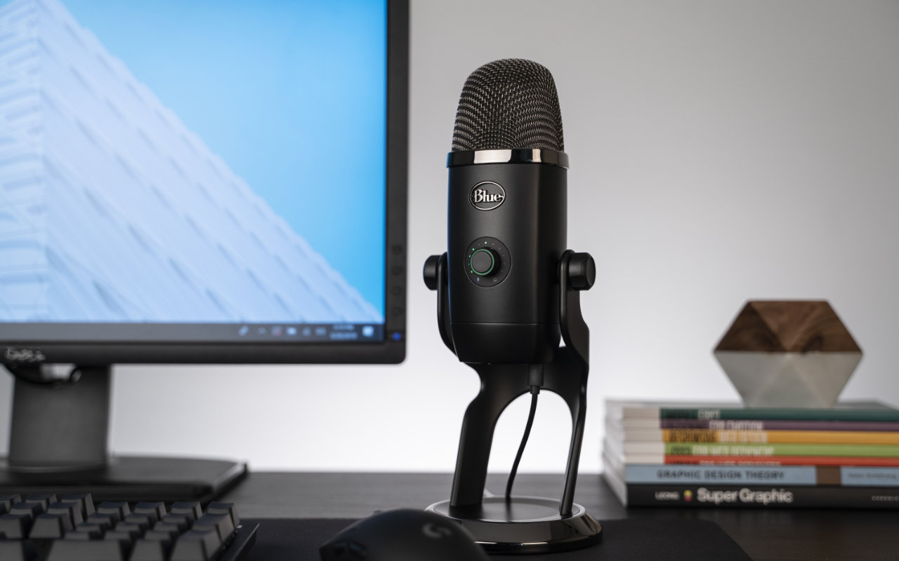 Микрофон Blue Yeti X оснащен светодиодным замером в реальном времени и умной ручкой