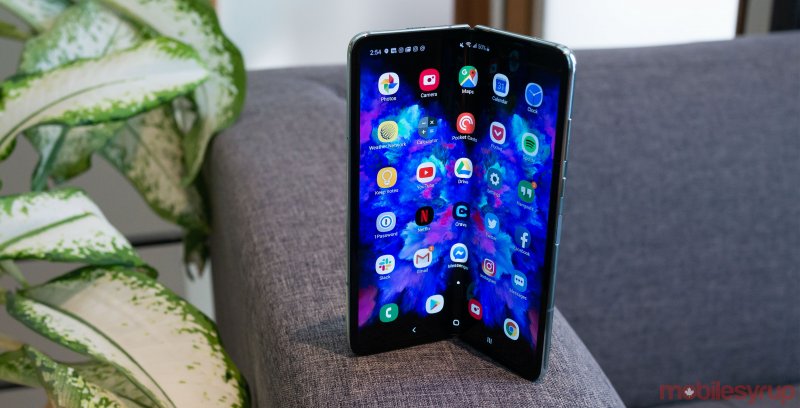 Samsung updates Galaxy Fold tutorial videos to highlight phone’s design