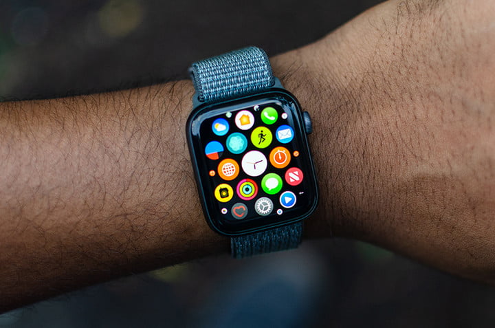 Лучшие товары года 2018 Apple Watch серии 4 лучших SmartWatch