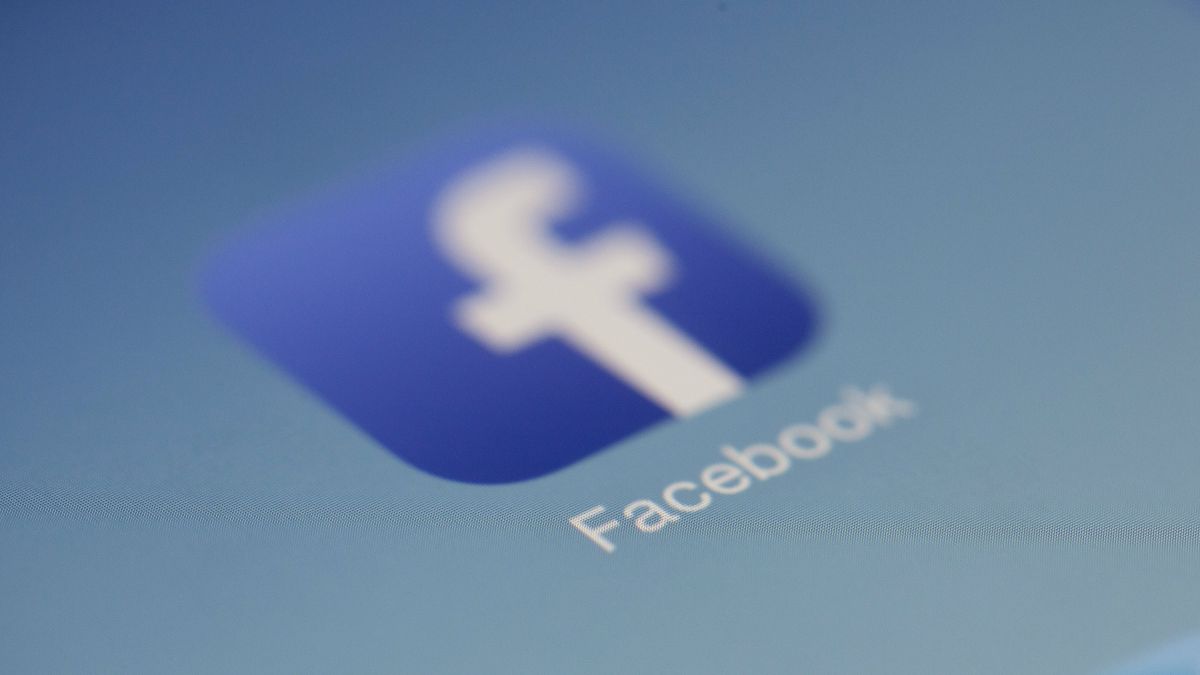 Facebook сделать большой шаг к контролируемым разумом социальным медиа