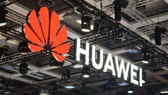 Huawei обвиняется в вымогательстве и заговоре с целью кражи коммерческой тайны в США ...