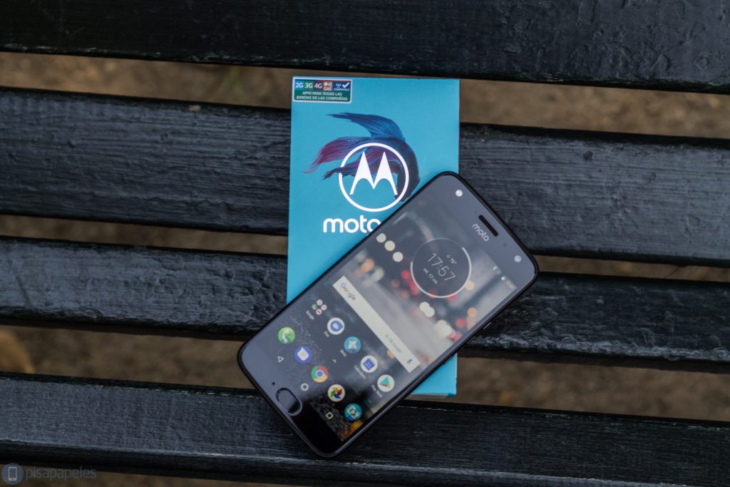 Motorola # MotoX4 Обзор 1