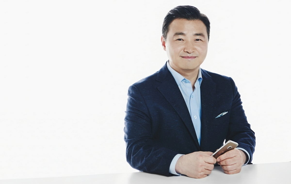 Samsung назначает нового мобильного босса, Ро Тхэ Мун
