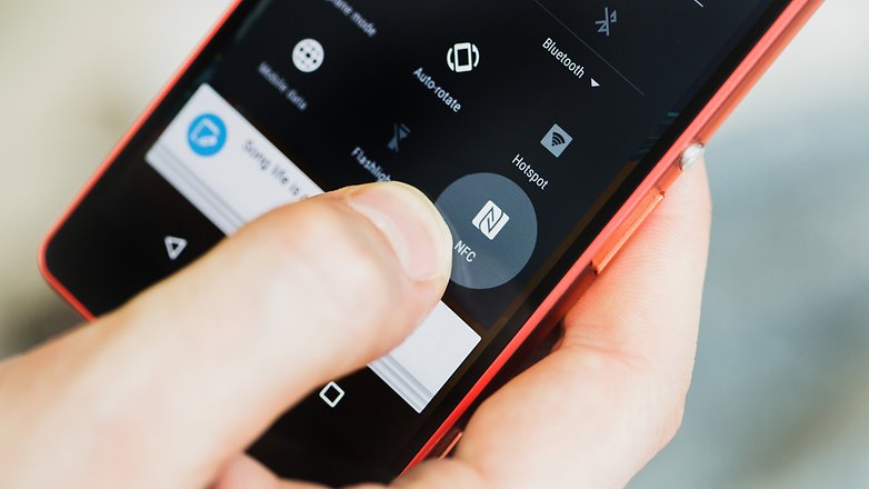 Есть ли в OnePlus 7T NFC?