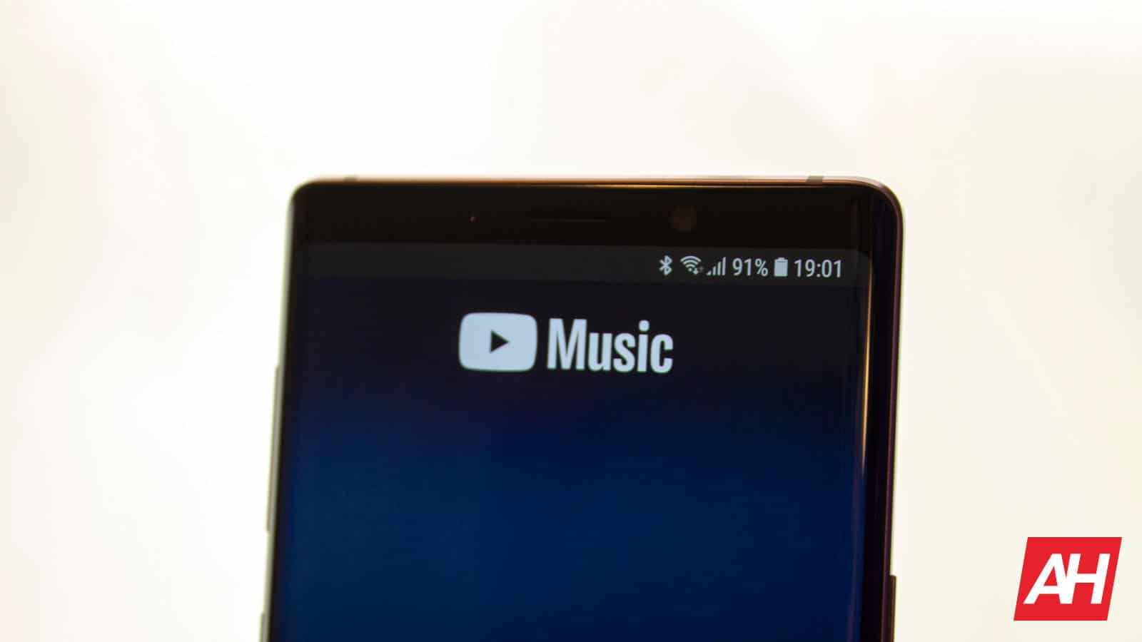 Высокий спрос задерживает Google Play Music до YouTube Музыкальные передачи