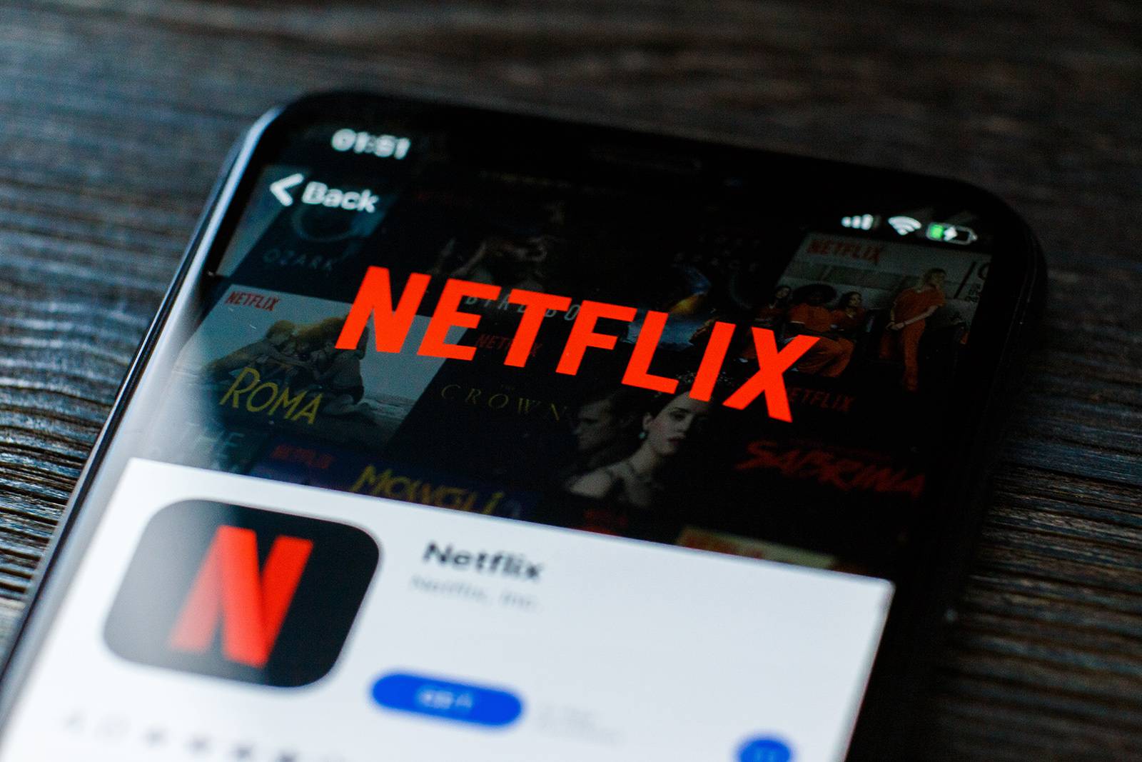 Appleпоследний заказчик доказывает, что компания серьезно настроена конкурировать с Netflix.