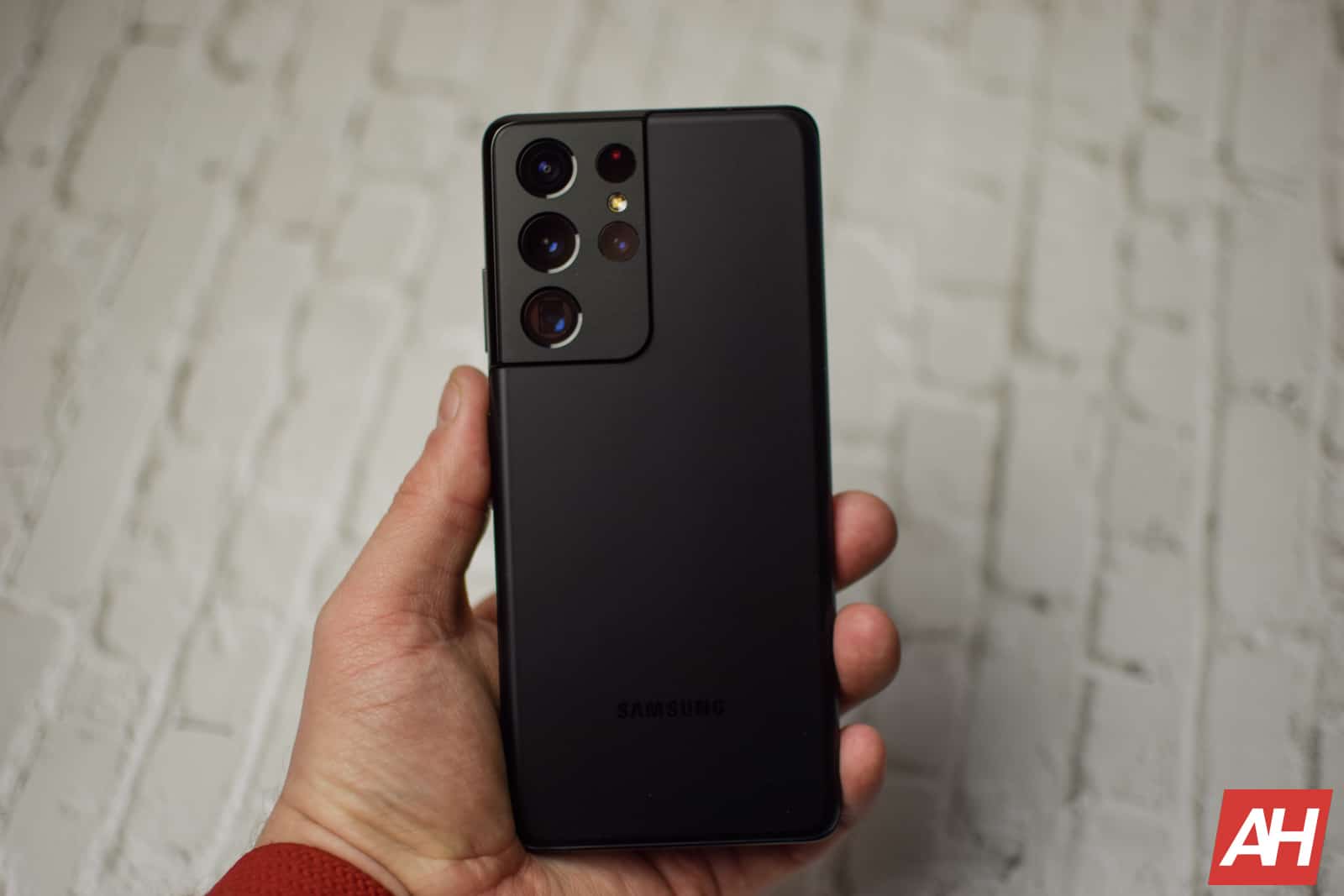 Galaxy S21 Ultra стал самым прибыльным телефоном на базе Android в первом квартале 2021 года