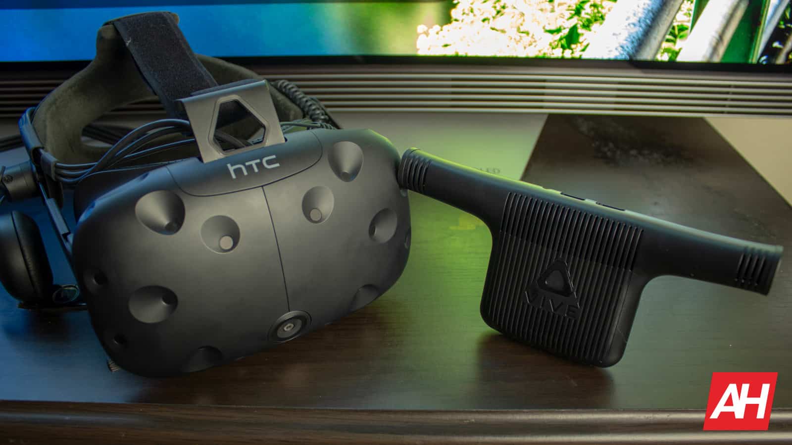 HTC по-прежнему видит спасение в технологиях 5G и VR