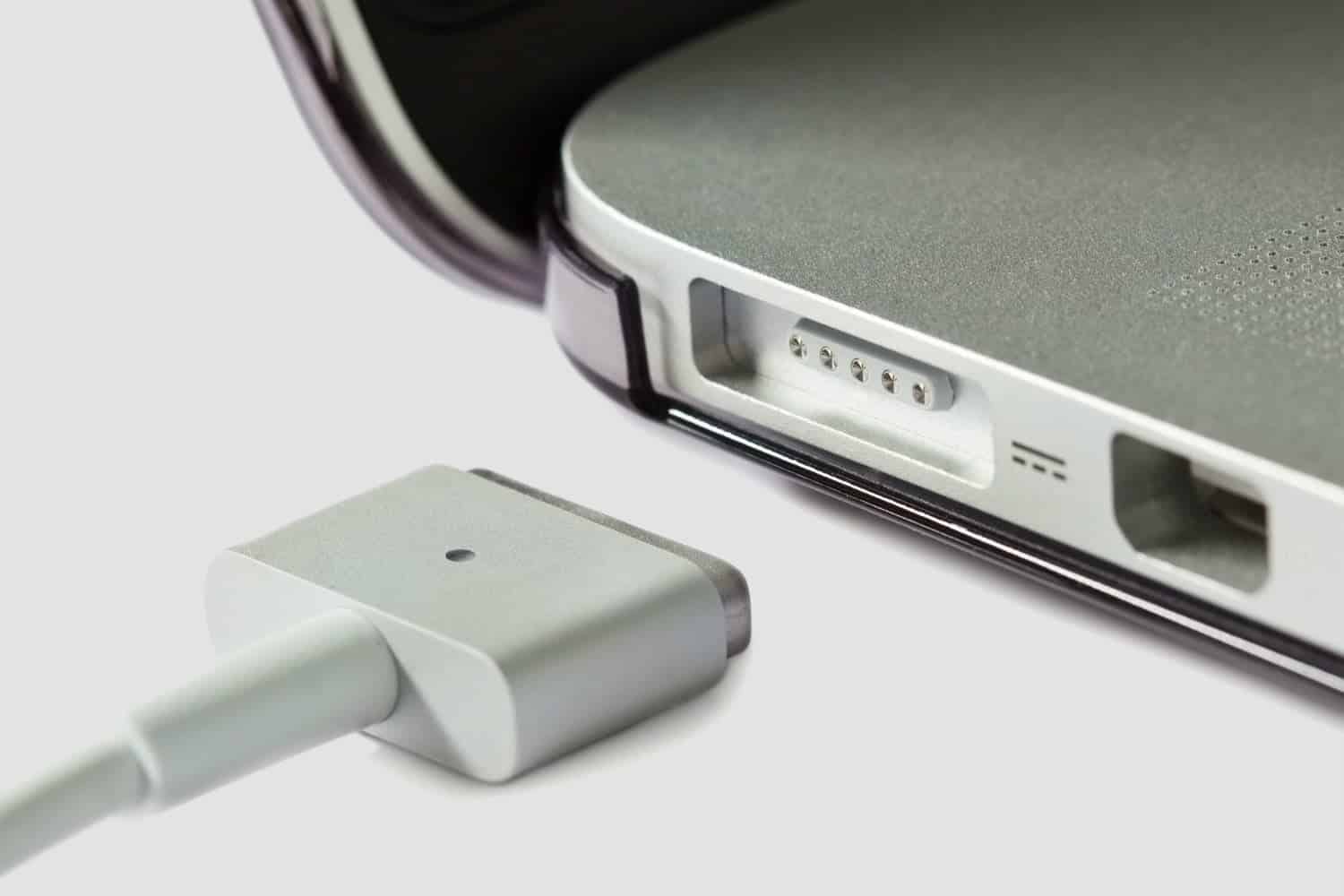 MagSafe to return with 2021 MacBook Pro