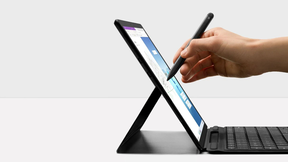 Microsoft Surface Pro X запускается с чипсетом SQ2 в октябре этого года. 1