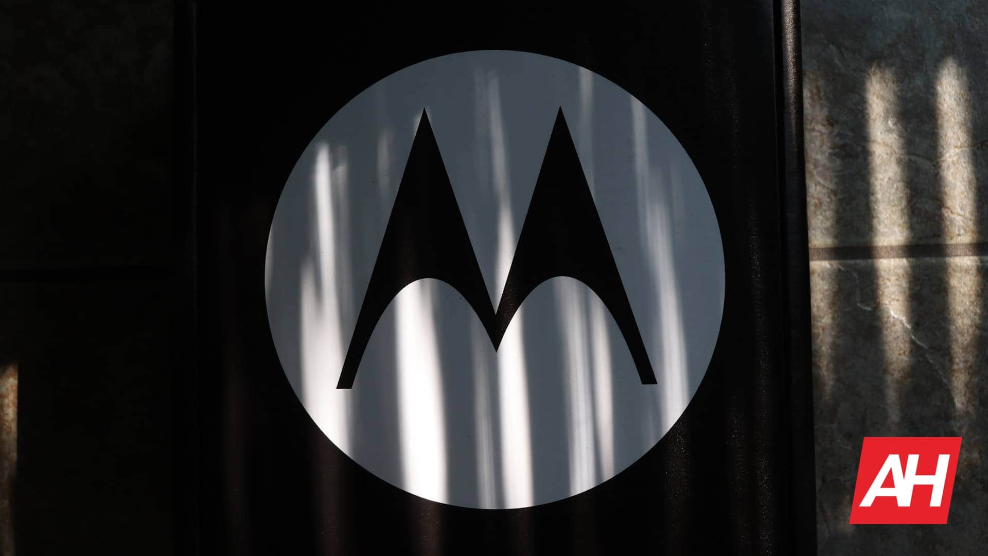 Motorola Edge 20 подробных вариантов, раскрыты варианты цвета