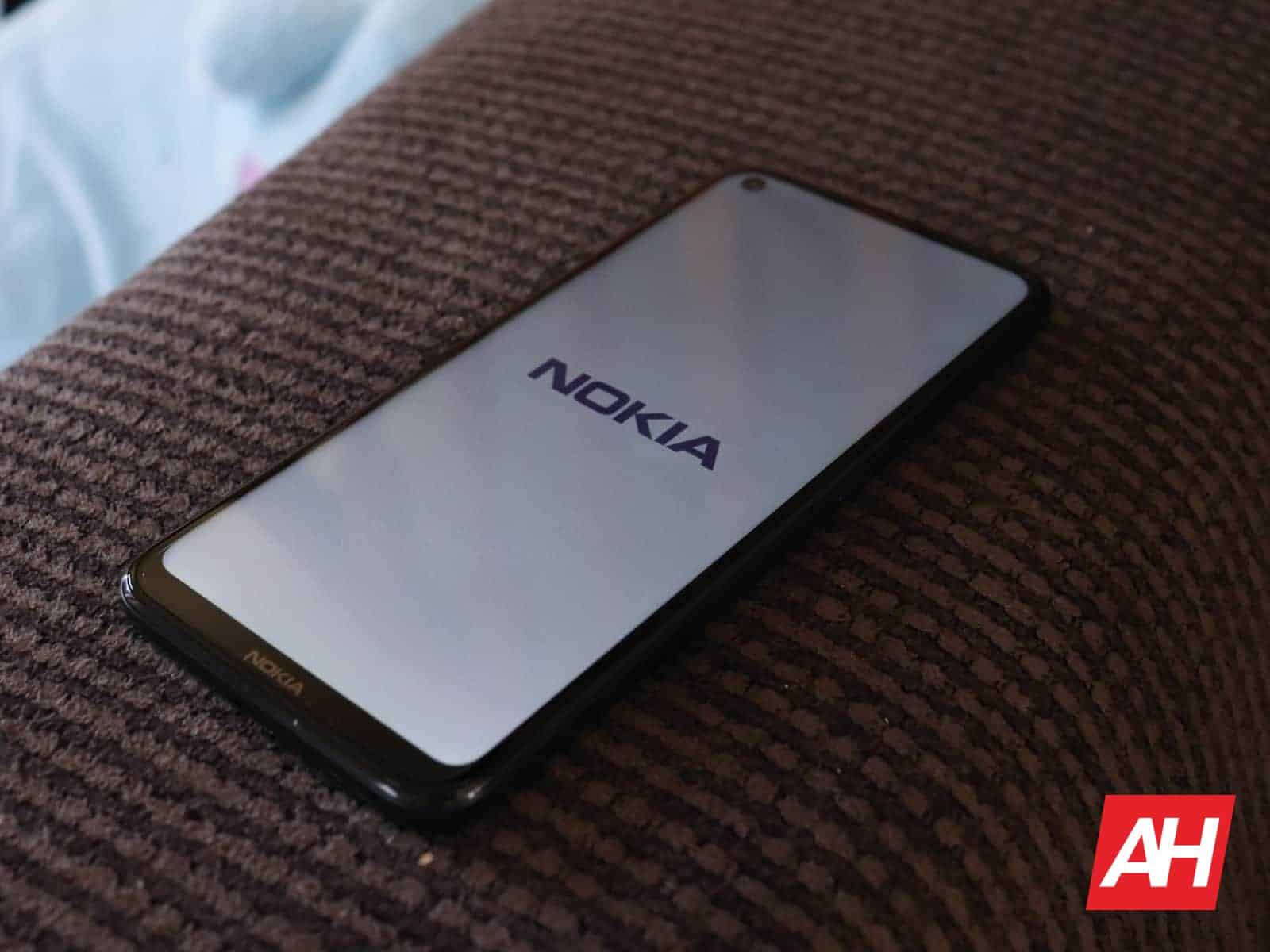 Nokia X50 поставляется с камерой Penta 108 МП, дисплеем 120 Гц и многим другим