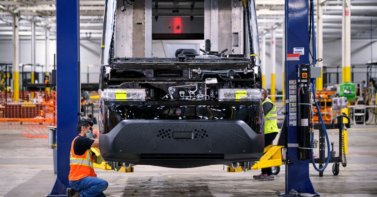 GM BrightDrop начинает производство своих первых электрических фургонов