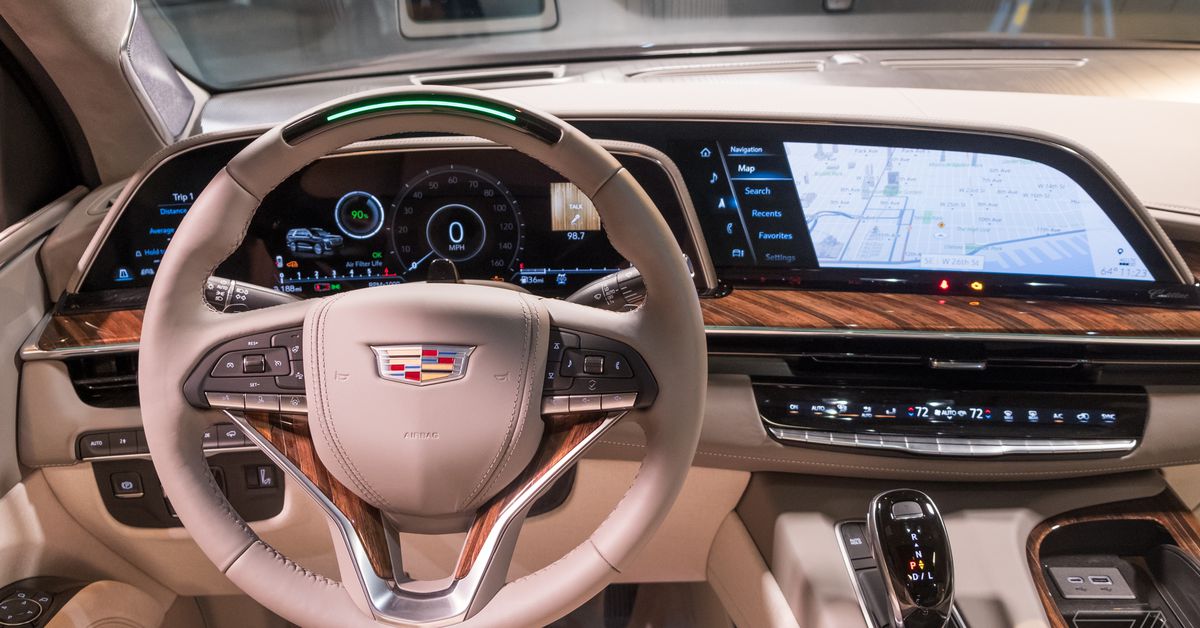 Новая программная платформа GM позволит получать обновления по беспроводной сети, подписку в автомобиле и, возможно, распознавание лиц.