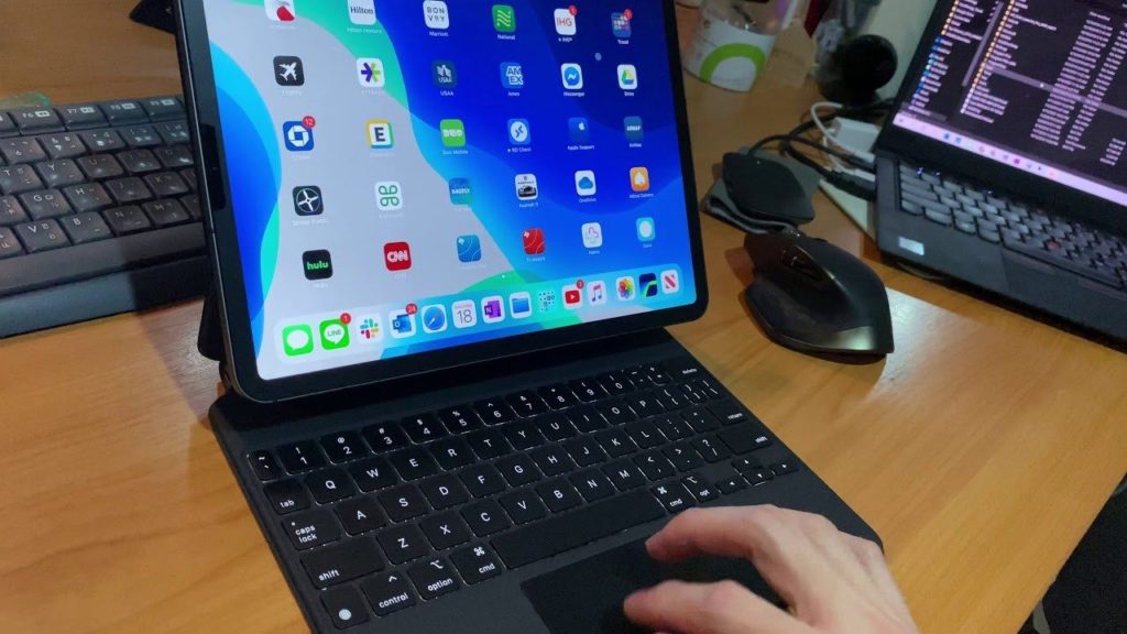 Новая клавиатура Magic Keyboard для iPad Pro Surface Online