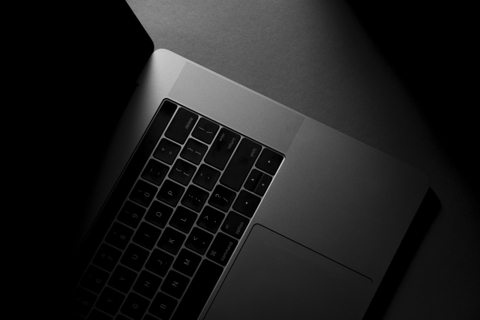 Реален ли вырез MacBook Pro?