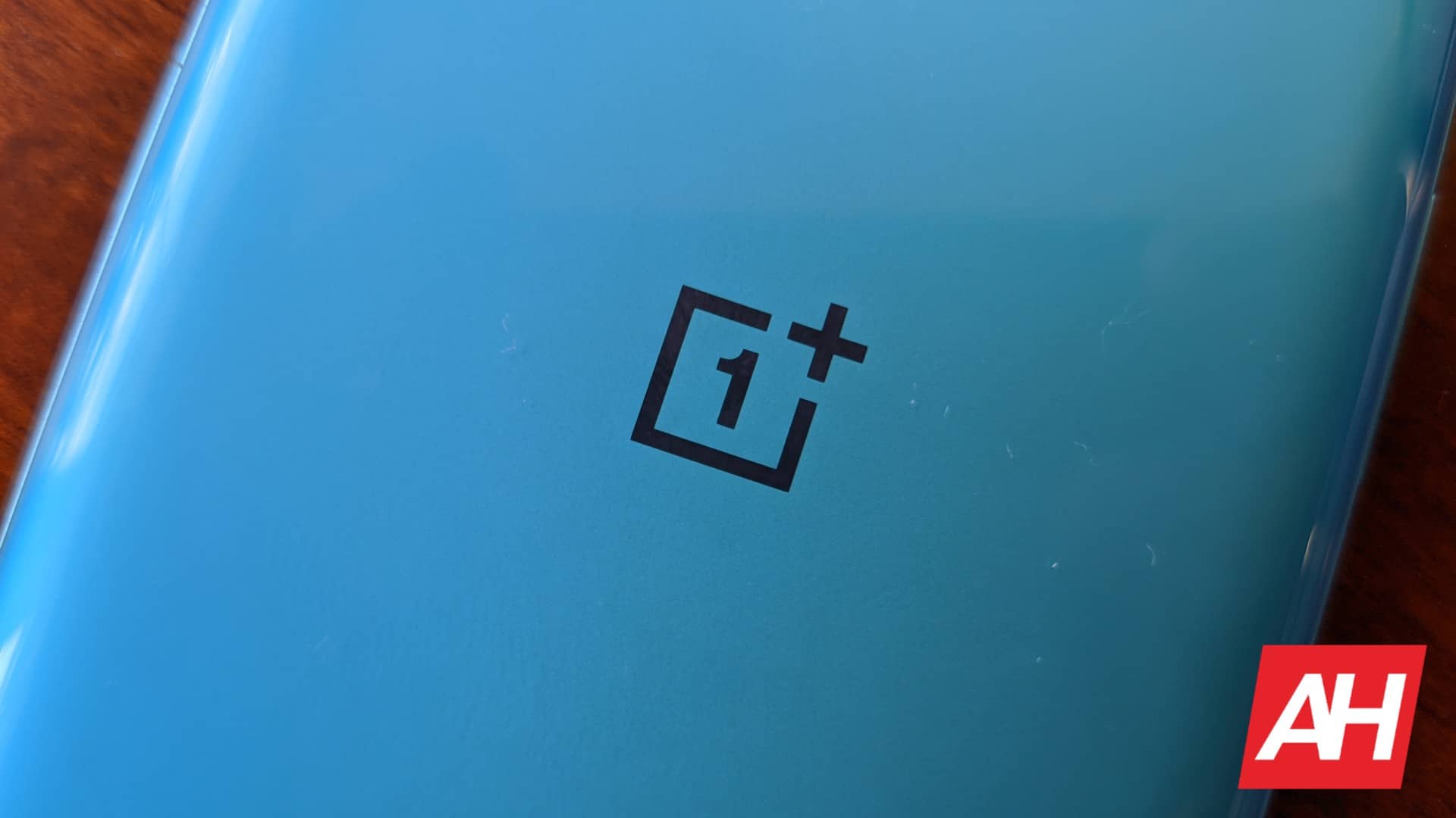 Характеристики, варианты цвета и цены OnePlus 9 RT