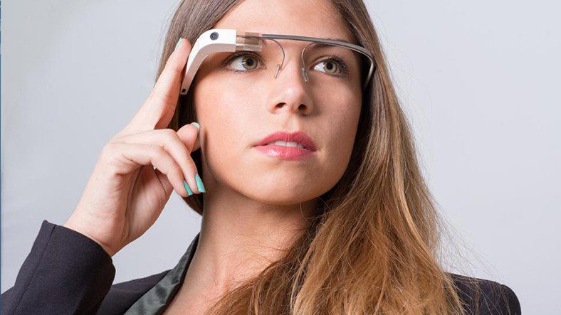 Google Glass Explorer Edition получил последнее обновление