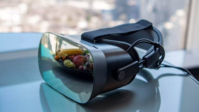 Очки виртуальной реальности с дисплеем Retina для автомобиля Цена: Varjo VR-1