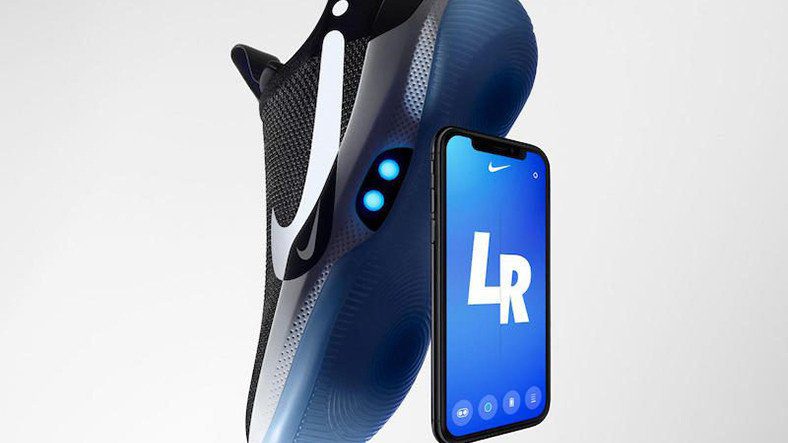 Nike представляет свои новые кроссовки, регулируемые с помощью iPhone