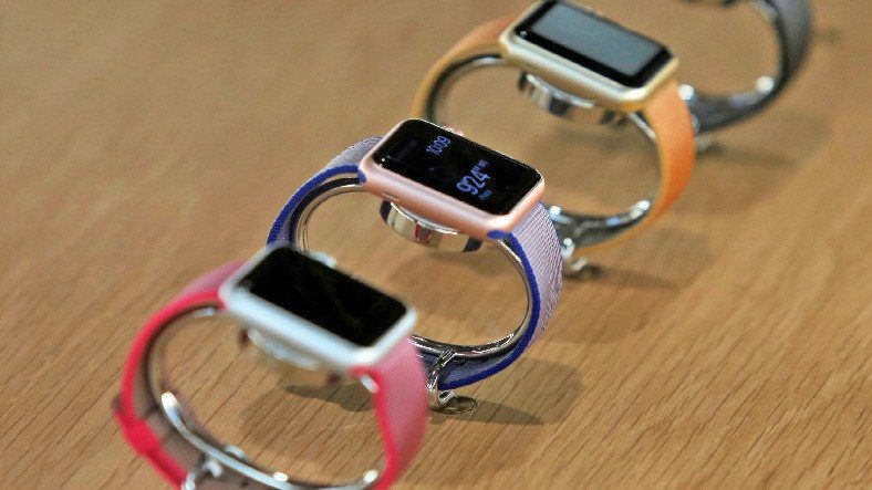 Apple, Saatlerine Özel Açtığı ‘Watch’ Mağazasına Kepenk İndiriyor