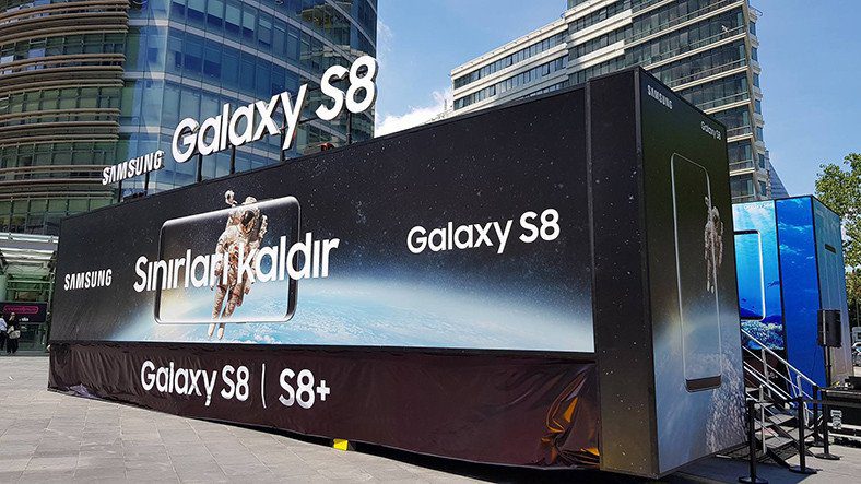 Грузовик Samsung начал тур по Турции