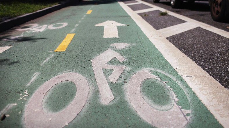 Алгоритмическое решение нарушения велосипедной дорожки