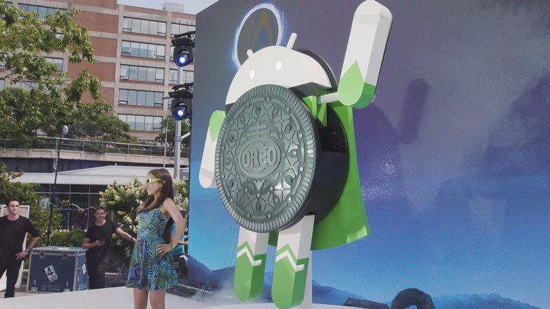 Google, Android'in Yeni Maskotunu İşte Böyle Tanıttı