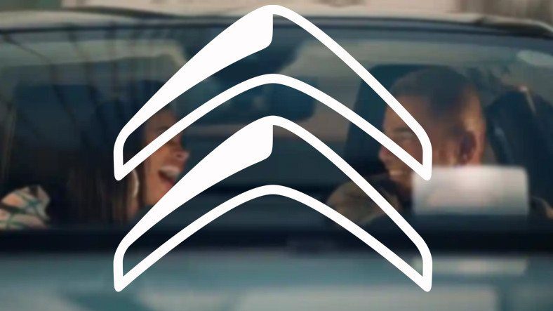 Реклама нового Citroen C4 подверглась критике[Video]