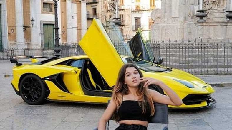 Lamborghini сняла рекламу с использованием девушек