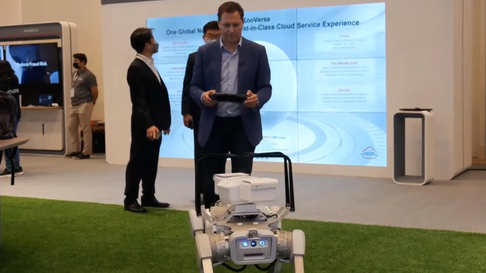 Huawei представила новую технологию на Huawei Connect 2022;  Собака-робот затмила всех