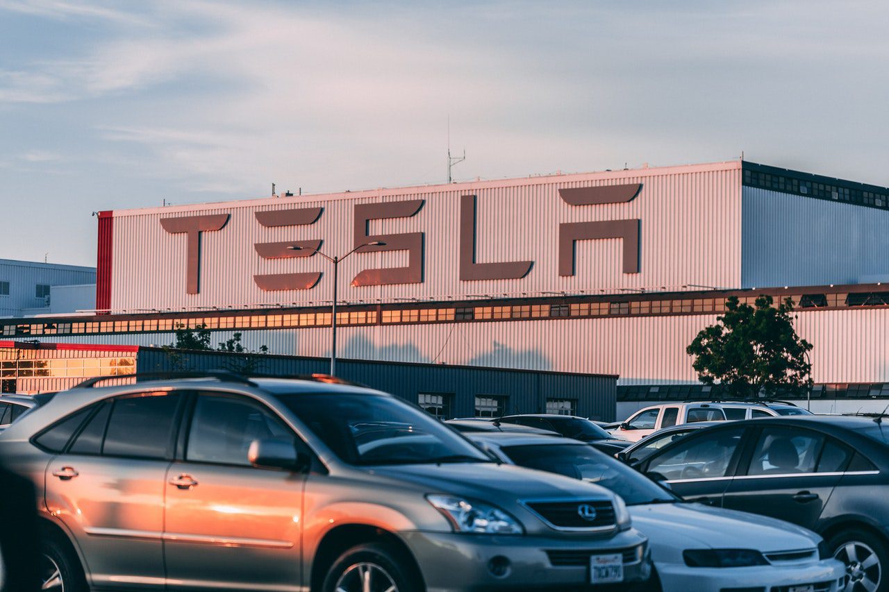 Гигафабрика Tesla в Берлине увеличит производство модели Y в три смены