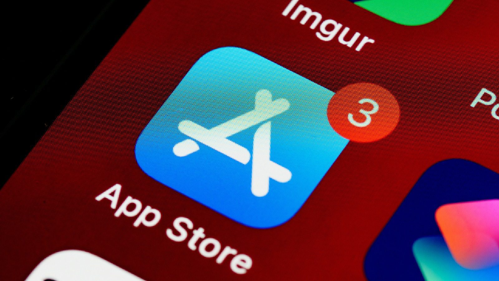 Apple Приостанавливает поисковую рекламу в App Store в России