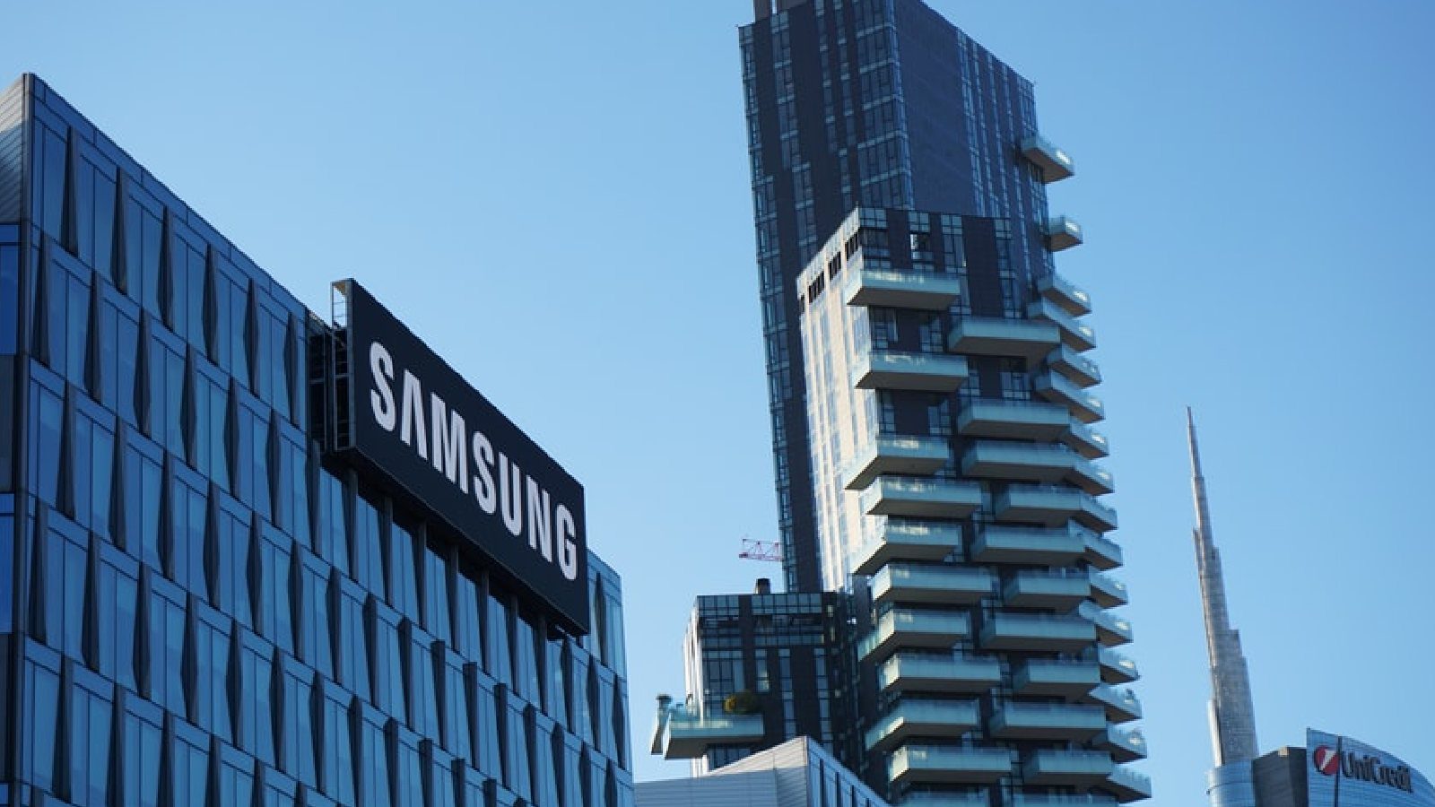 Samsung и LG Electronics представят инновационные продукты на выставке CES 2022