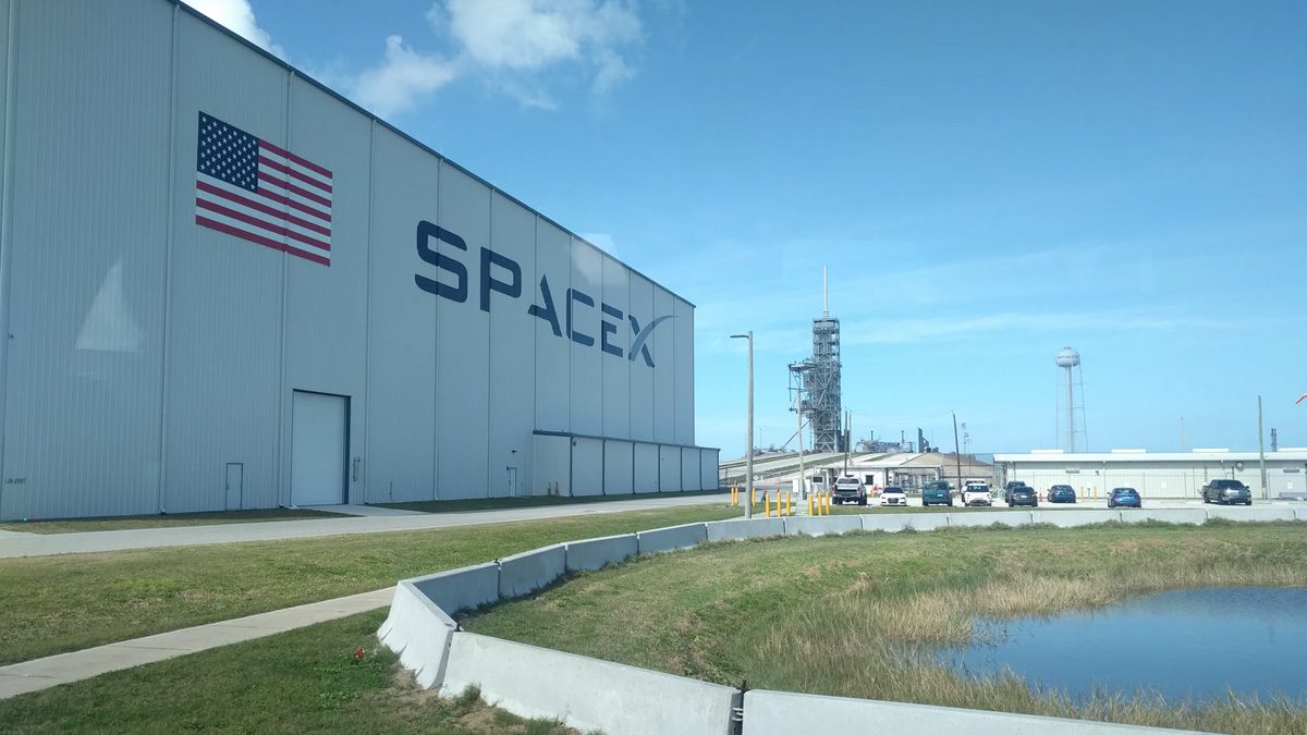 SpaceX строит баки GSE для стартовой площадки вне космического корабля — разумный и экономически эффективный шаг