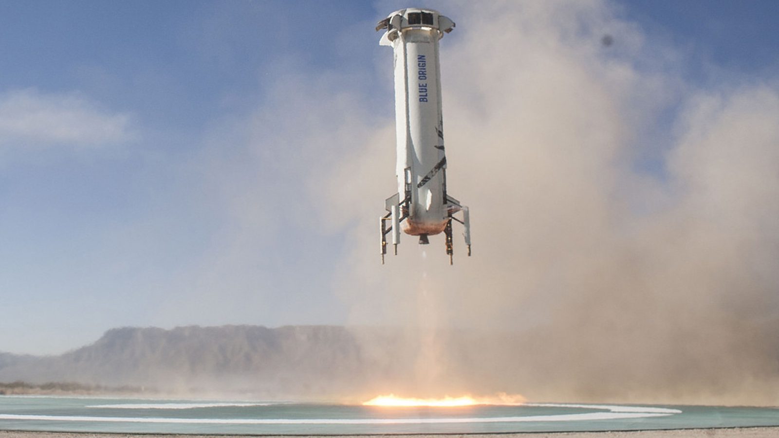 Джефф Безос вместе с братом полетит на ракете космического туризма в июле
