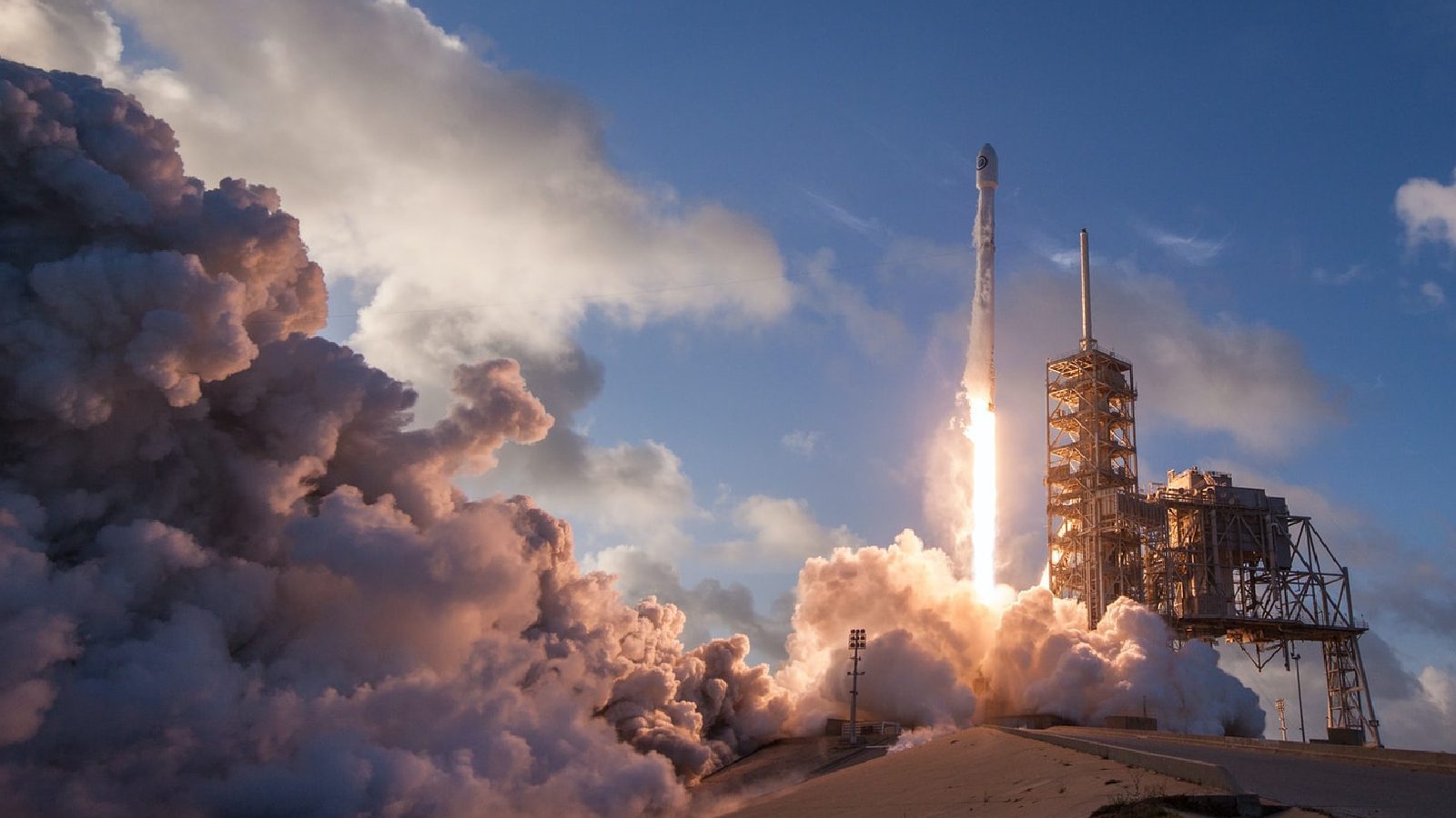 Маск заявил, что космодром SpaceX в Техасе получит разрешение на запуск к марту