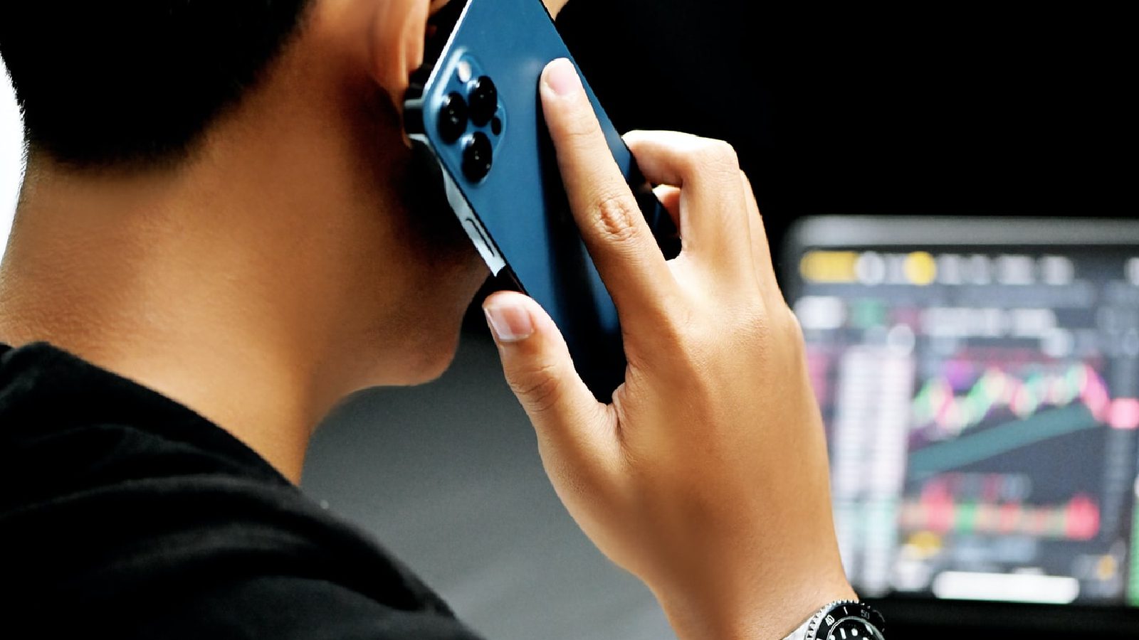 Пользователи iPhone жалуются на то, что звонки продолжают прерываться даже после обновления iOS