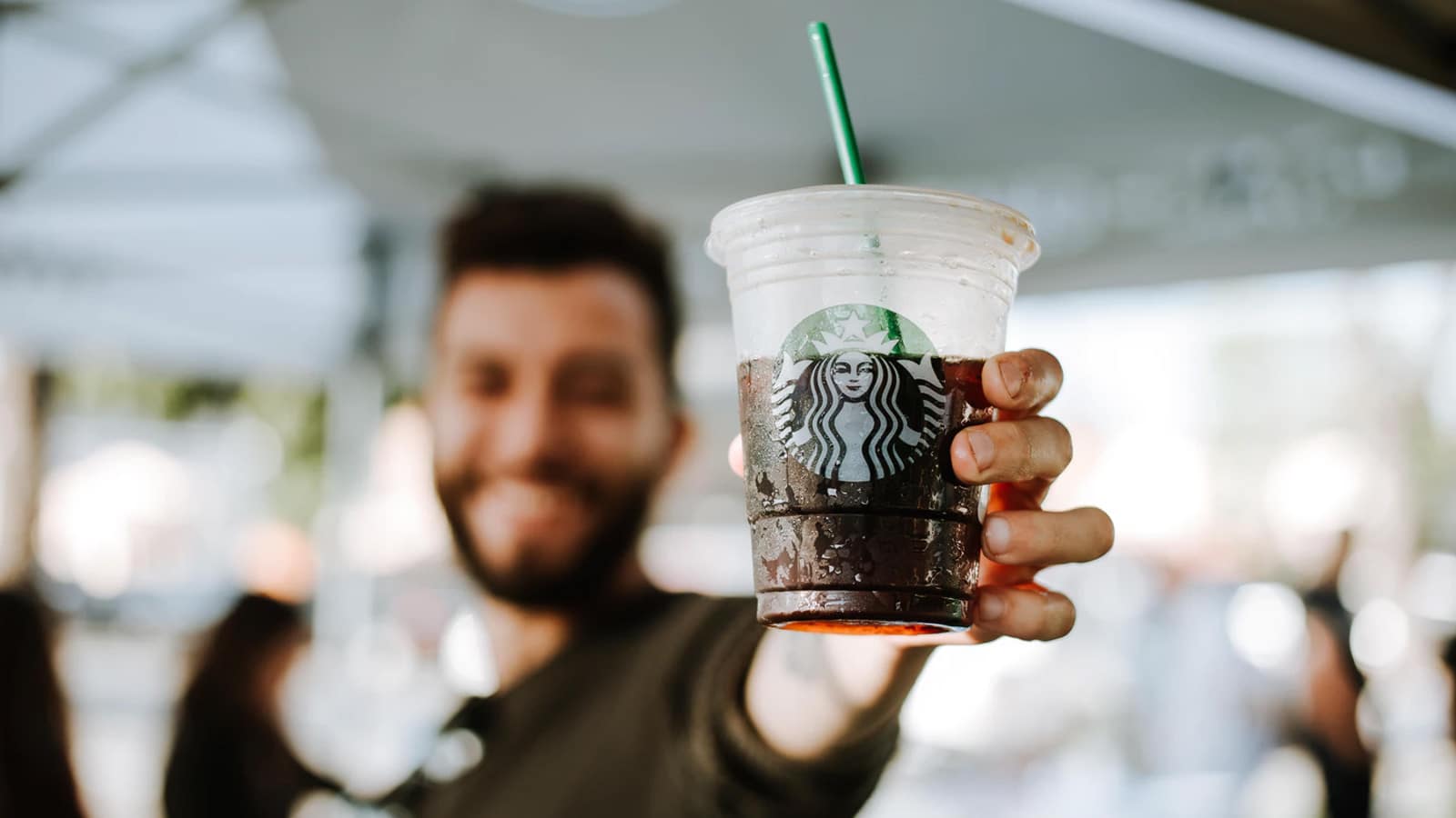 Starbucks планирует создать приложение и карту для конвертации криптовалюты в фиат в своих магазинах в США