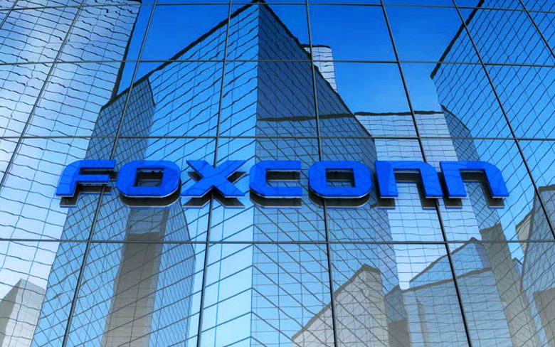 Foxconn сталкивается с самой большой проблемой в нынешней китайско-американской торговой ссоре, которую она называет технологической войной